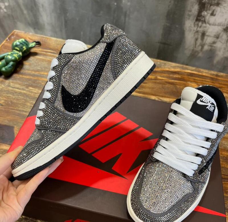 SAMC - NKE Shoes - 443
