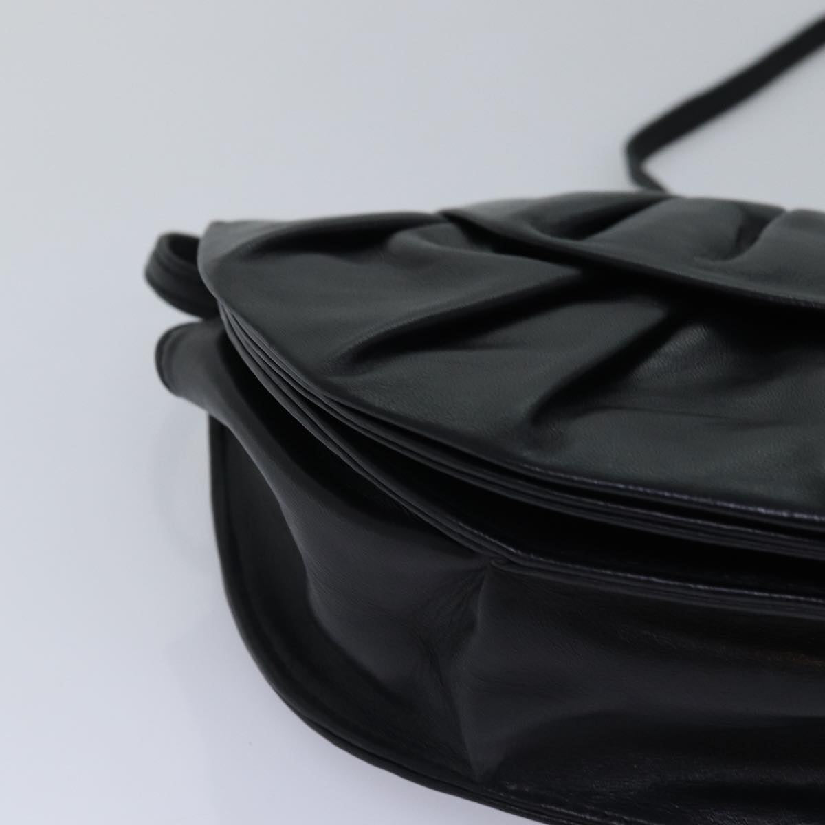 GUCCI Shoulder Bag Leather Black 77658