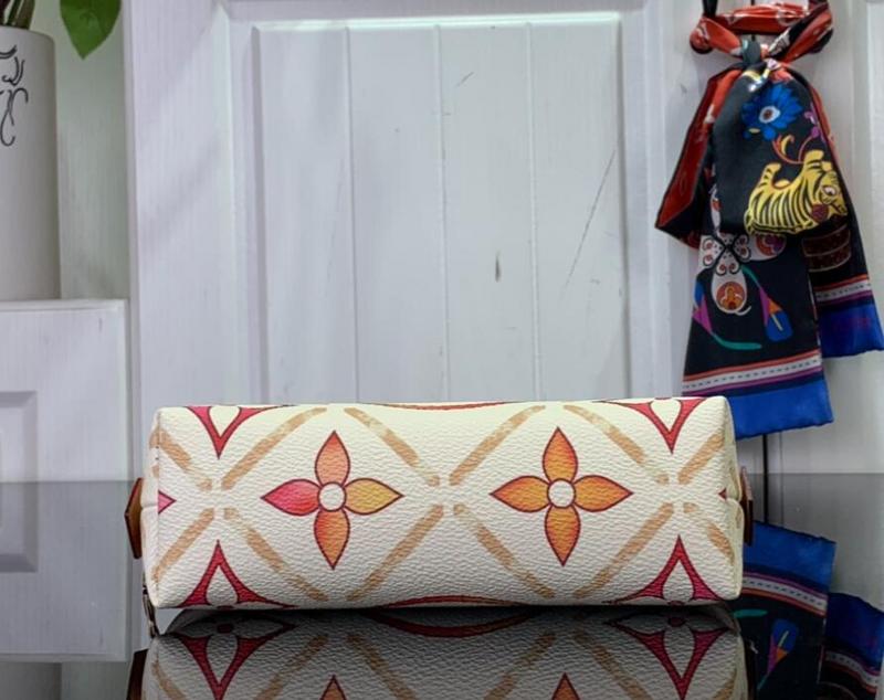 SAMC - LOV Bags - 104