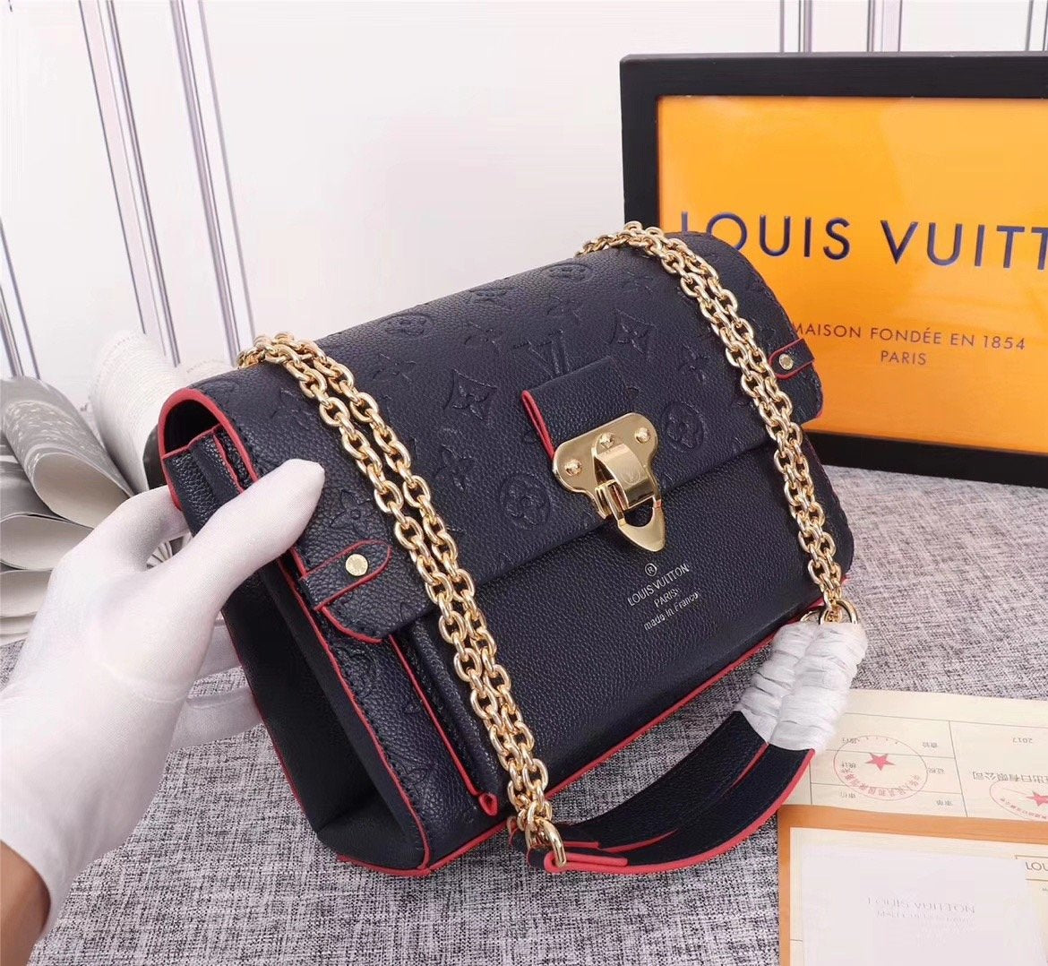 EN - New Arrival Bags LUV 274
