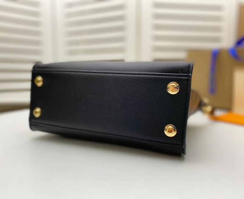 SAMC - LOV Bags - 2163