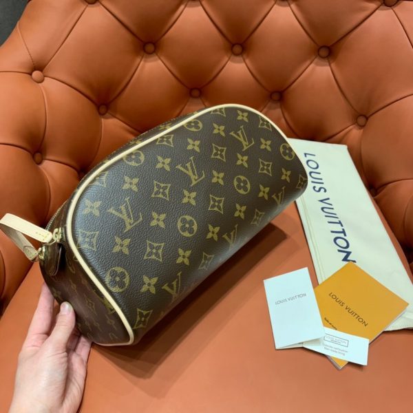 LOV2 Bags - Luxurious Bags  1444