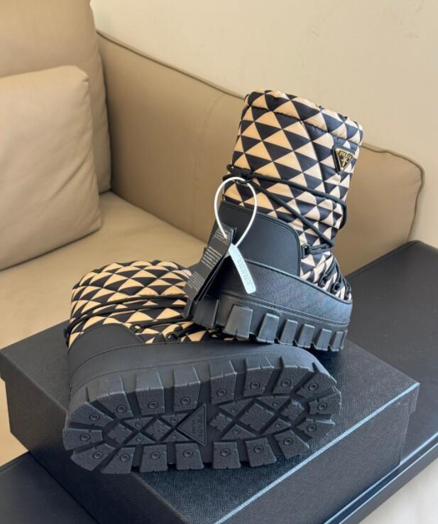 GlamyWomen Shoes - 152