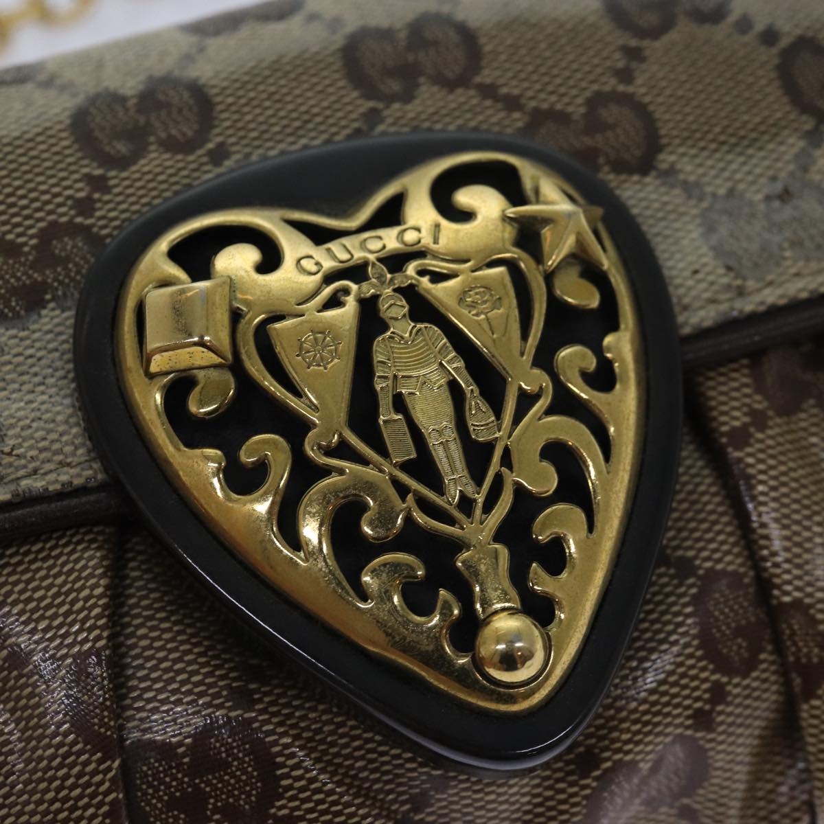 GUCCI GG Crystal Hysteria Chain Shoulder Bag Beige 208710 78098