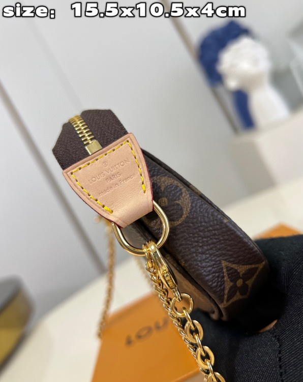 SAMC - LOV Bags - 1326