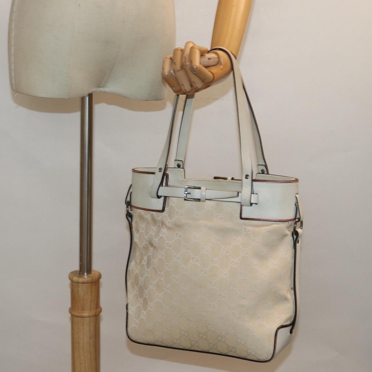 GUCCI GG Canvas Hand Bag Cream 107757 78253