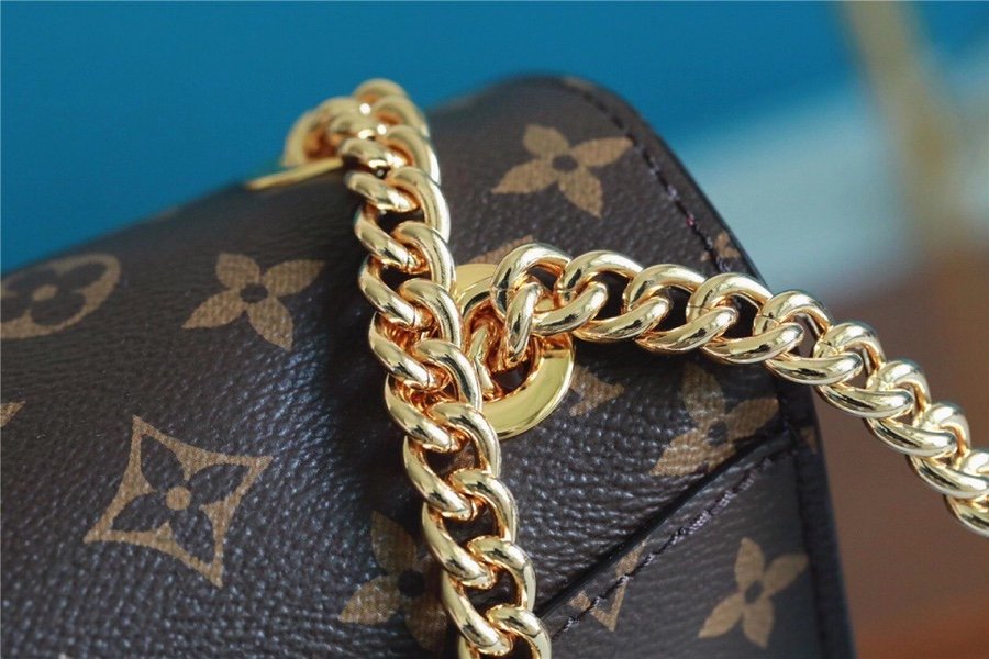 LV Passy Monogram Canvas For Women, WomenÃ¢â‚¬â„¢s Handbags, Shoulder Bags And Crossbody Bags 9.1in/23cm LV M45592