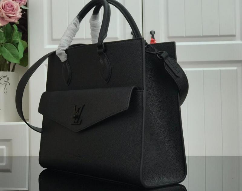 SAMC - LOV Bags - 2667