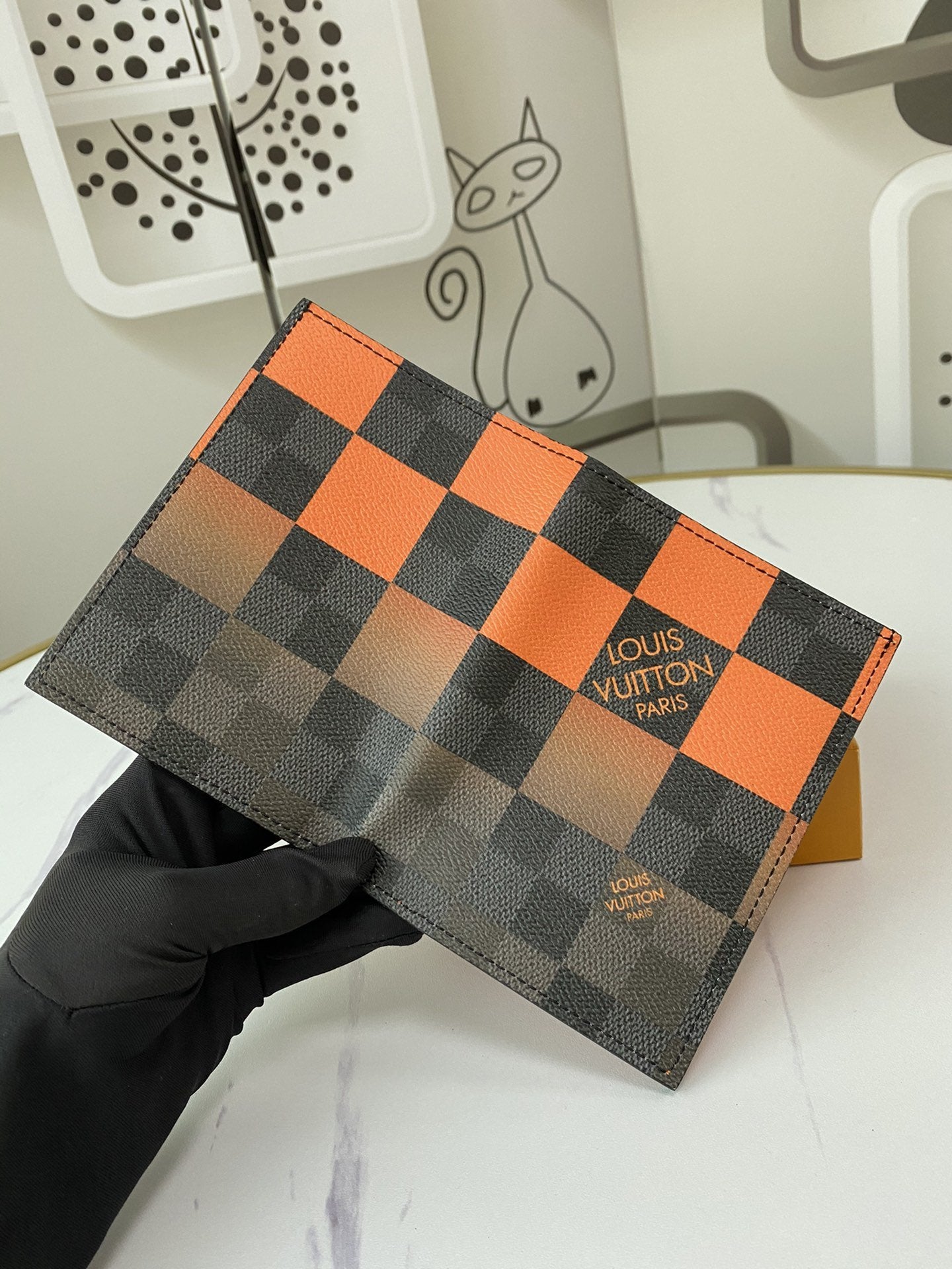 EN - New Arrival Wallet LUV 047