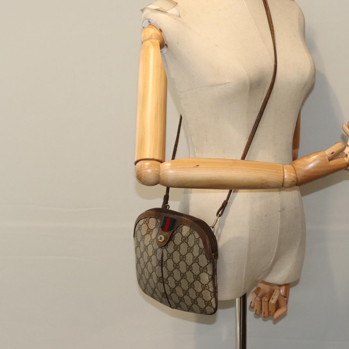 GUCCI Web Sherry Line GG Supreme Shoulder Bag PVC Beige 904 02 047 78759