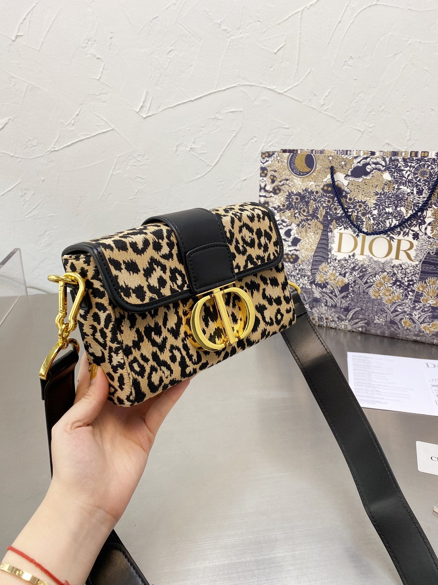 EN - New Arrival Bags DIR 329