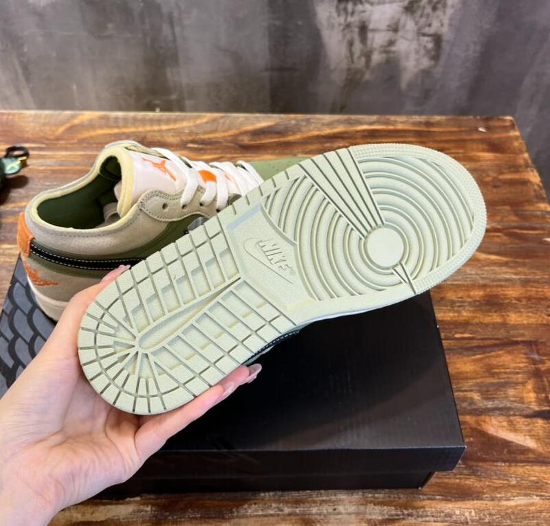 SAMC - NKE Shoes - 228