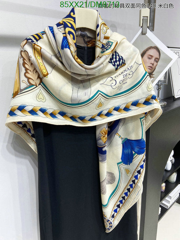 SAMC - HMS Scarves - 017