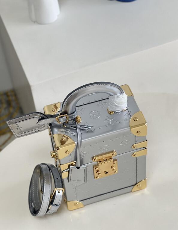SAMC - LOV Bags - 1622