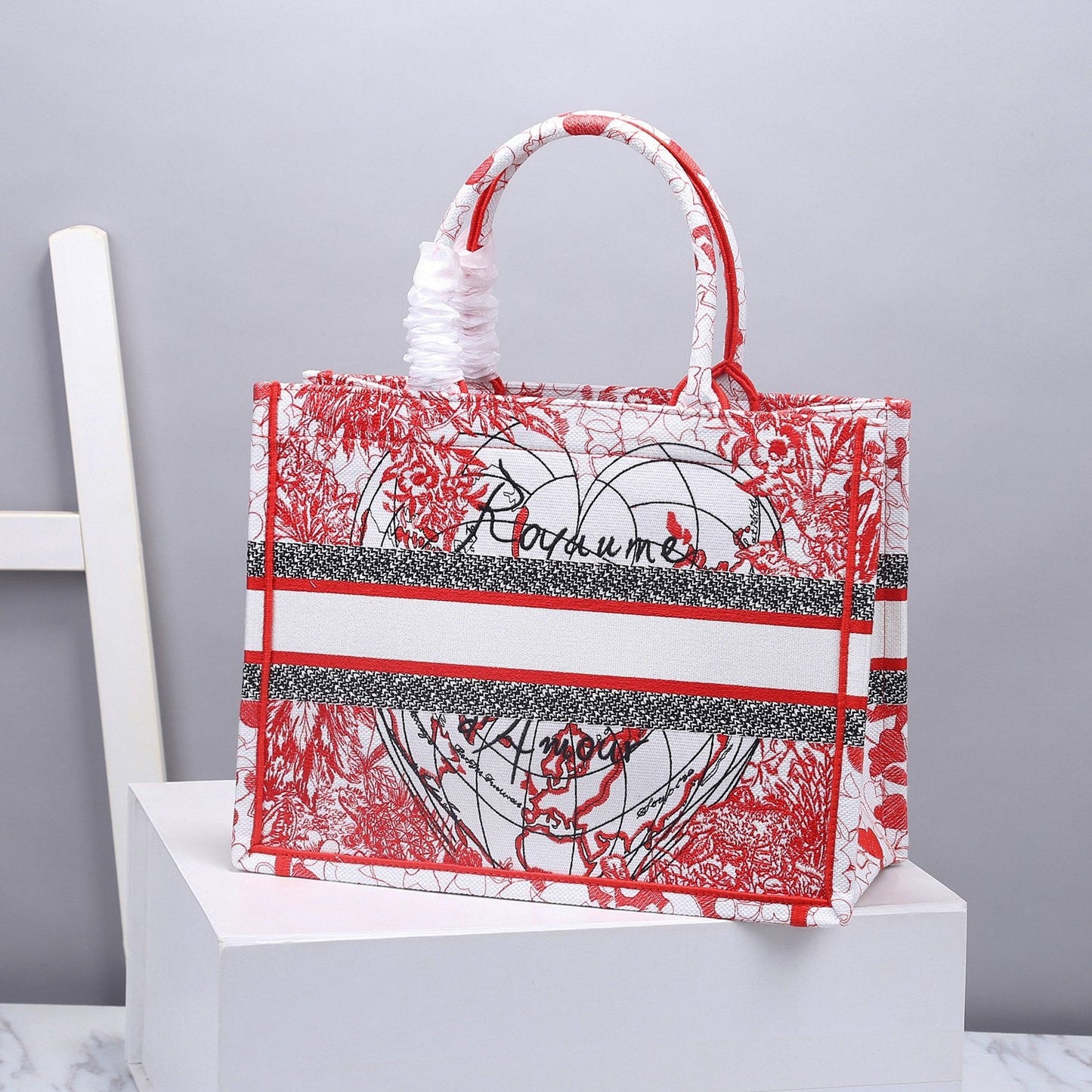 GLAMI MeGLAMIum Book Tote Red Multicolor , For Women, WomenÃ¢â‚¬â„¢s Handbags 14in/36cm CD