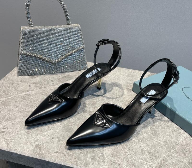 GlamyWomen Shoes - 270