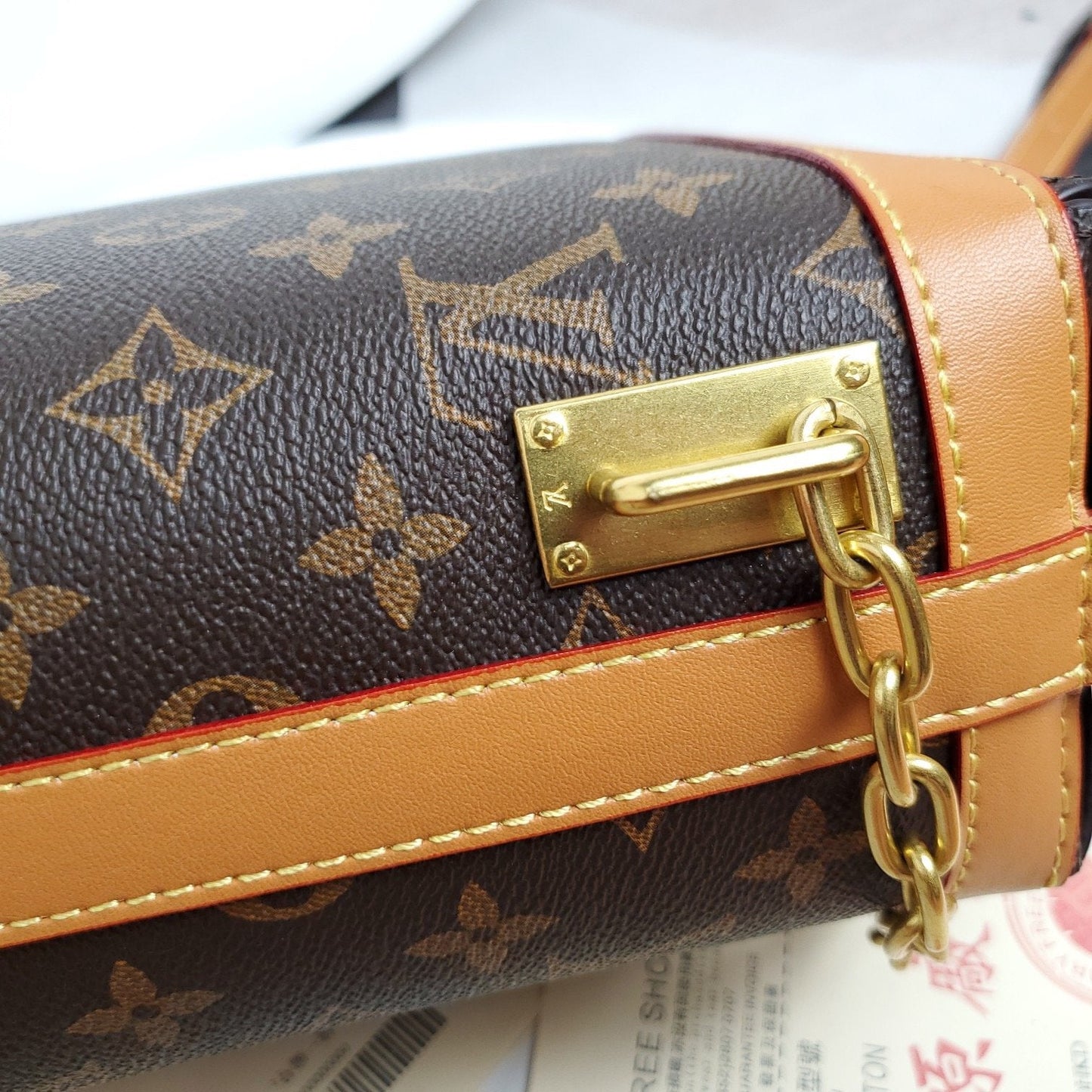 EN - New Arrival Bags LUV 221