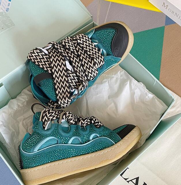 SAMC - LAV Shoes - 004