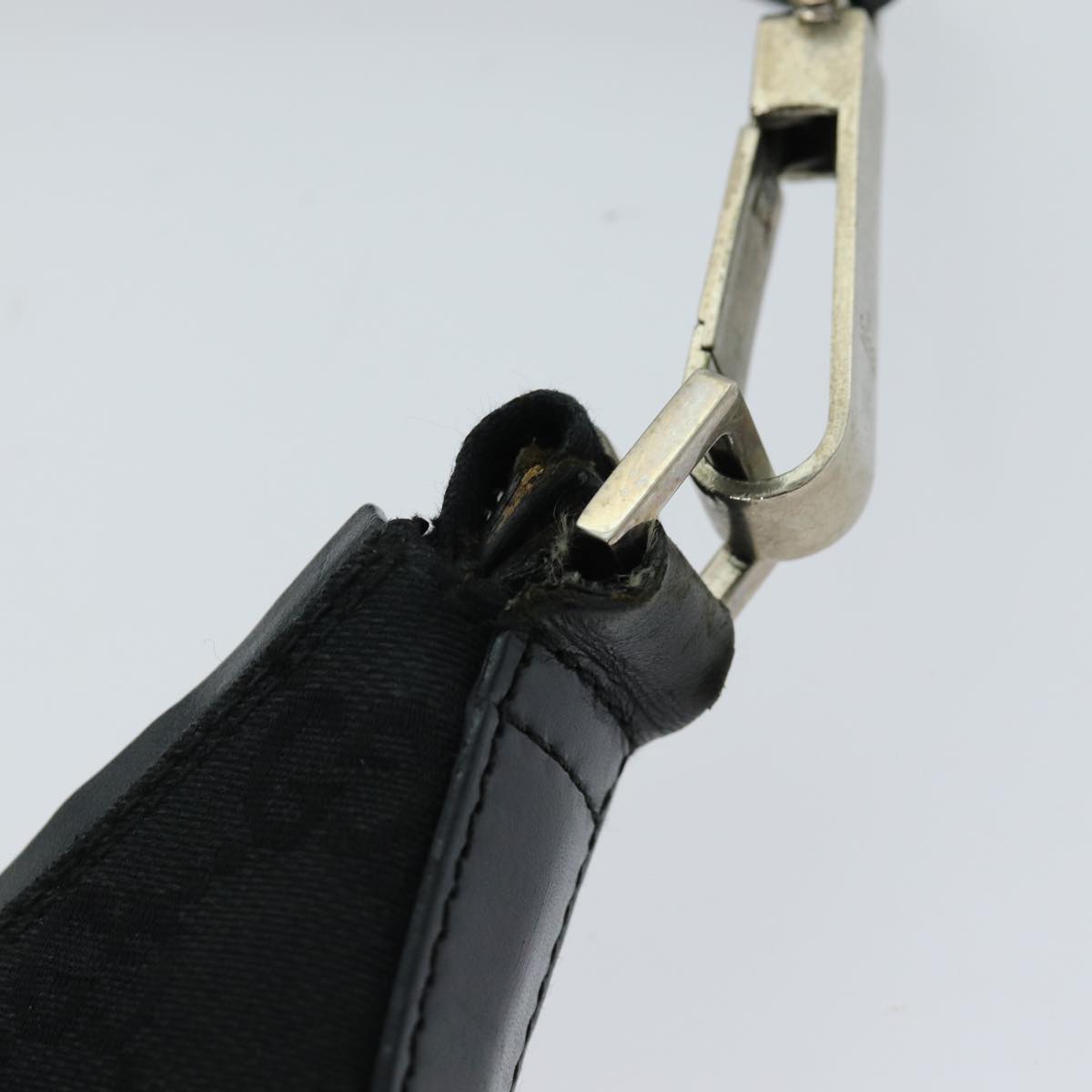GUCCI GG Canvas Shoulder Bag Black 000 0602 79599