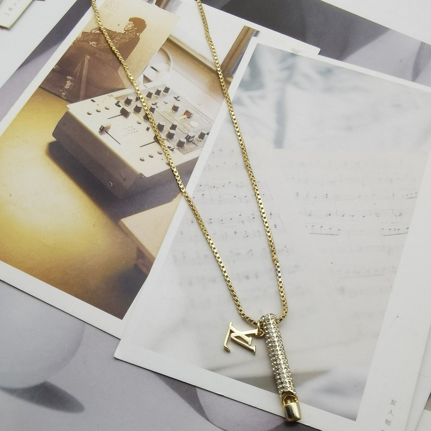 LV Necklaces 066