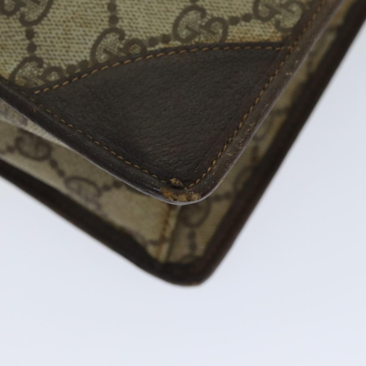 GUCCI GG Supreme Clutch Bag PVC Beige 97 01 029 79622