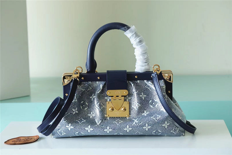 ELE - LUV Bags - 137