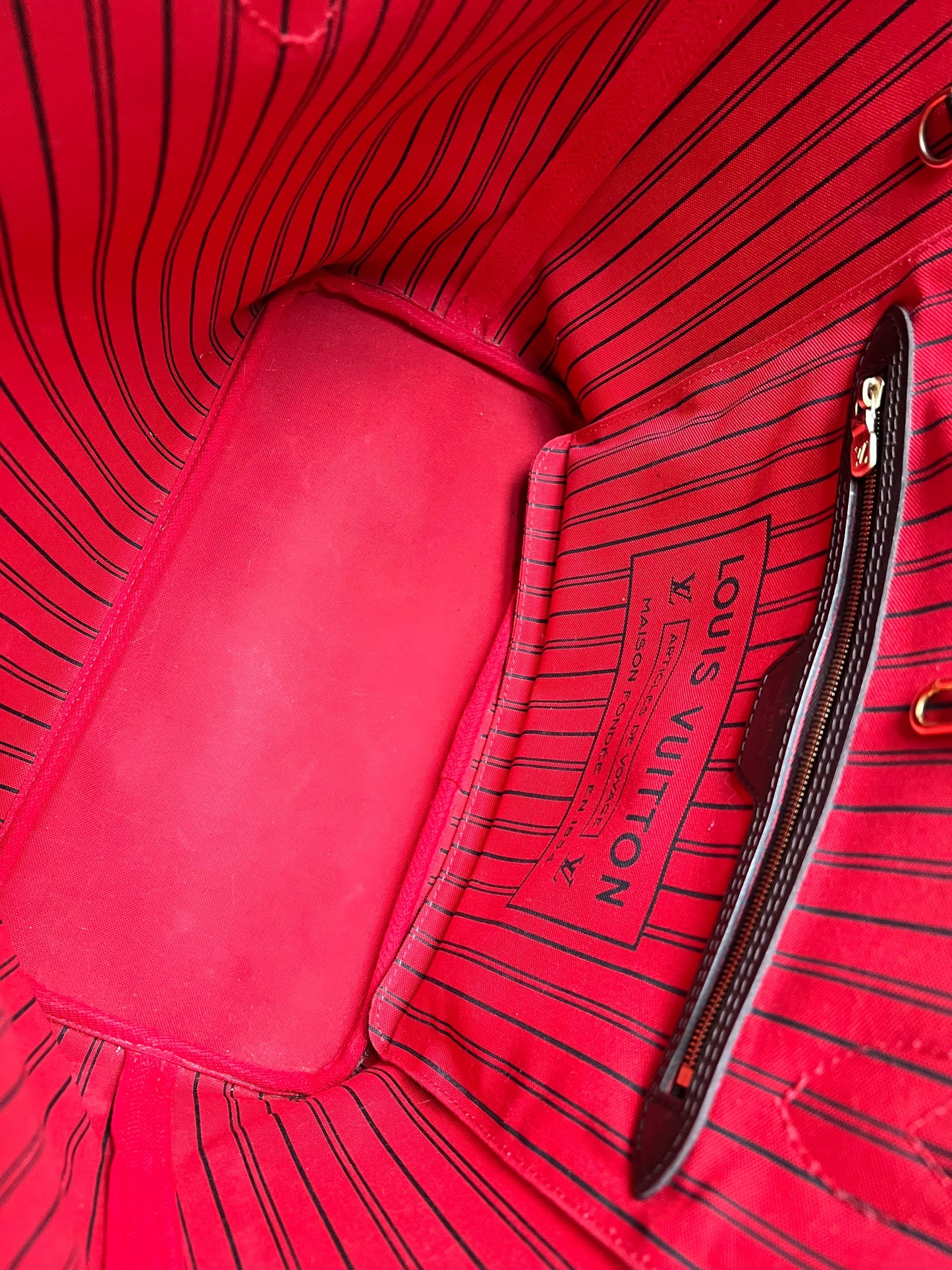 Louis Vuitton Neverfull MM Damier Ebene Cherry Interior (RRP £1,410)
