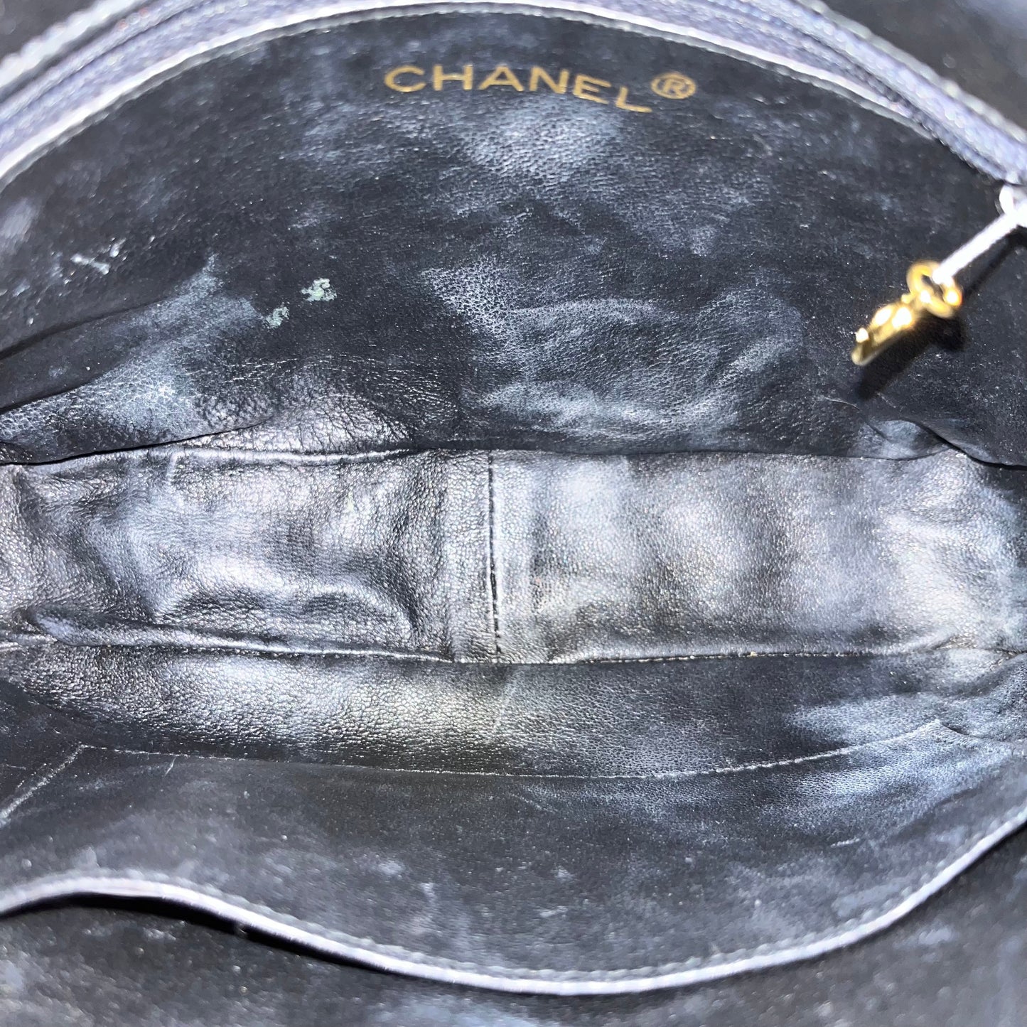 CHANEL Vintage Chevron Lambskin Shoulder Bag