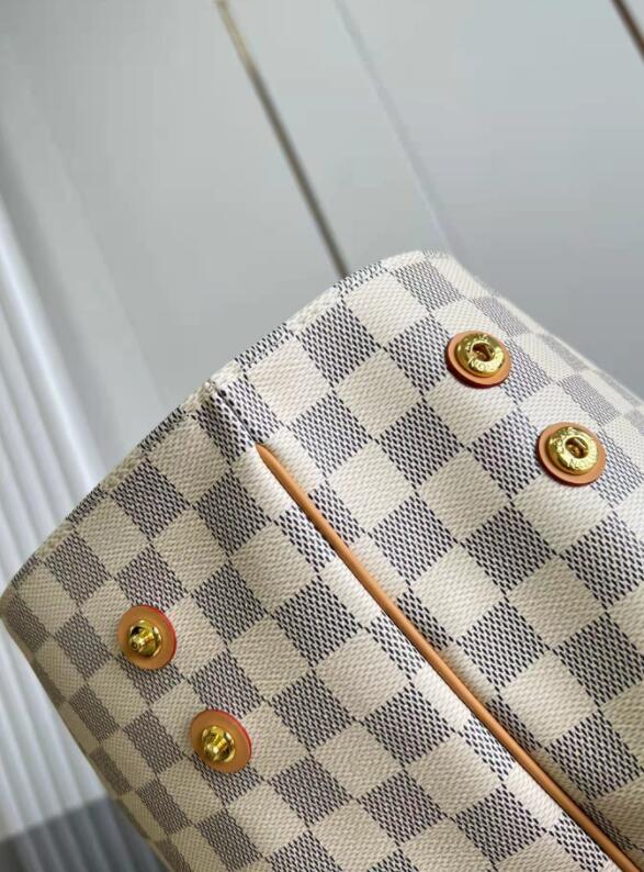 SAMC - LOV Bags - 2029