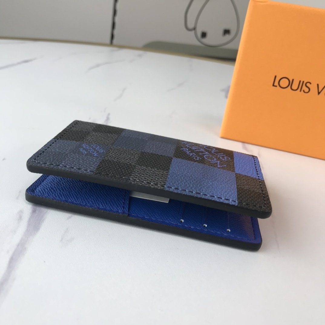 EN - New Arrival Wallet LUV 043