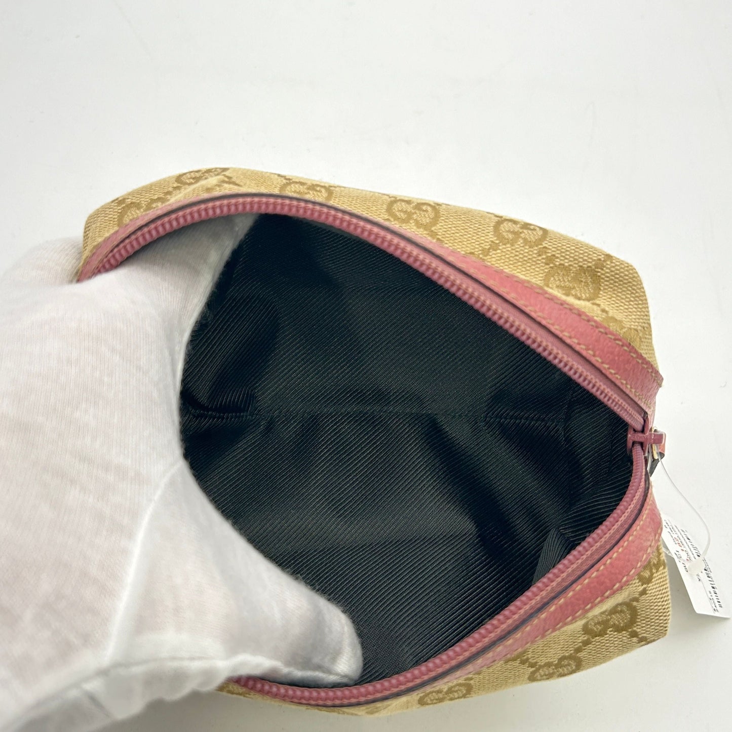 GUCCI Monogram Small Cosmetic Case 2120700047858