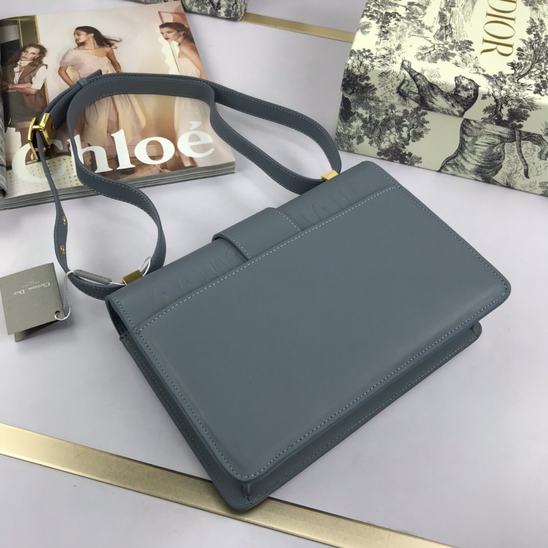 EN - New Arrival Bags DIR 090