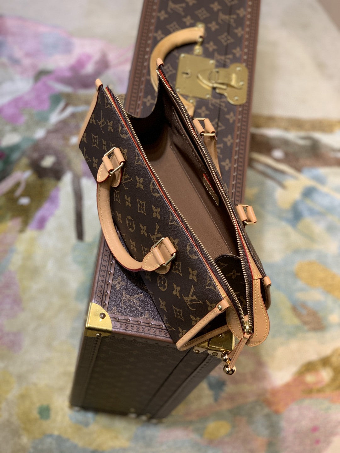 LV Popincourt Monogram Canvas For Women, WomenÃ¢â‚¬â„¢s Handbags 11.8in/30cm LV M40009