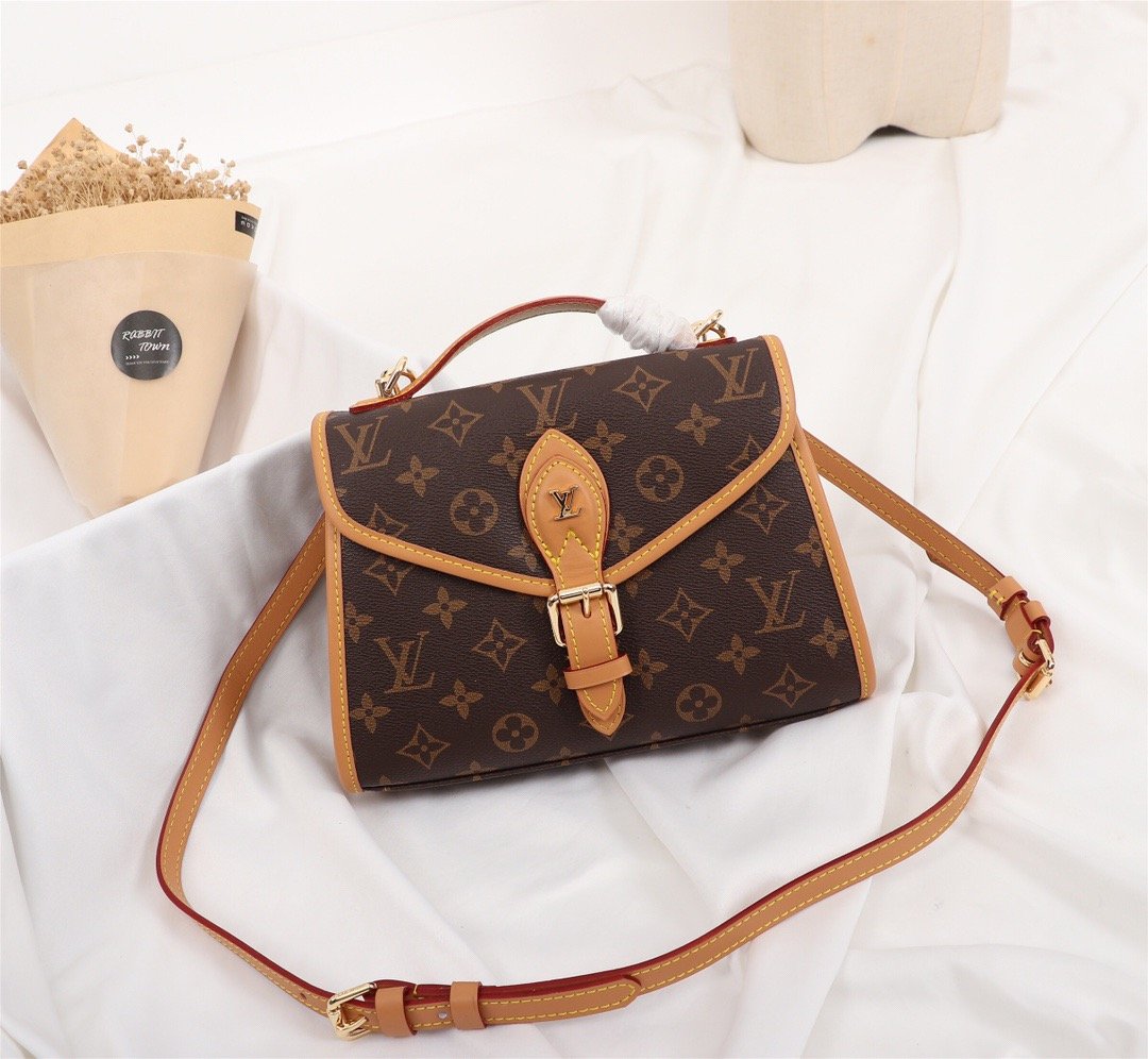 EN - New Arrival Bags LUV 271