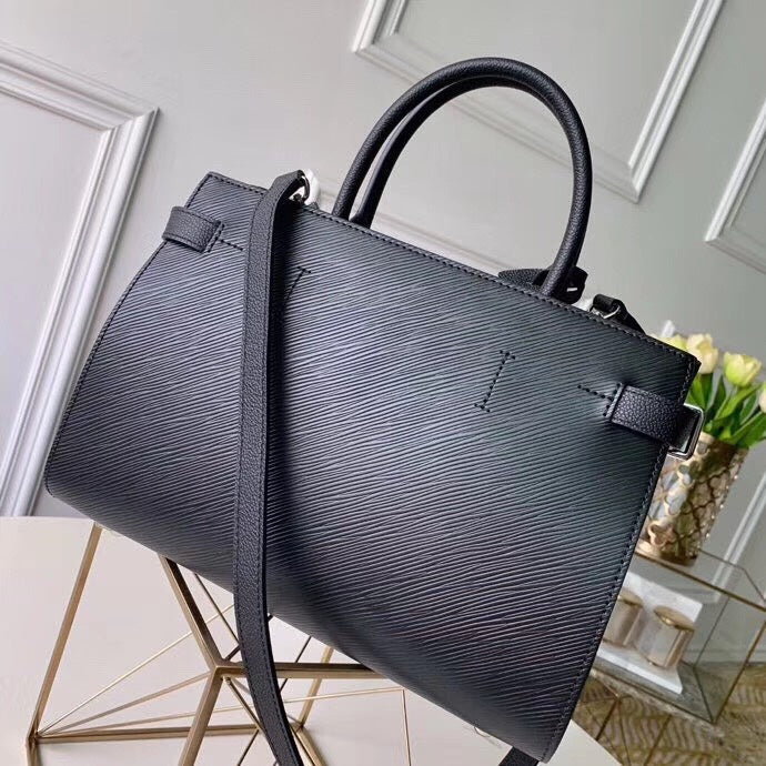 LOV2 Bags - Luxurious Bags  1341