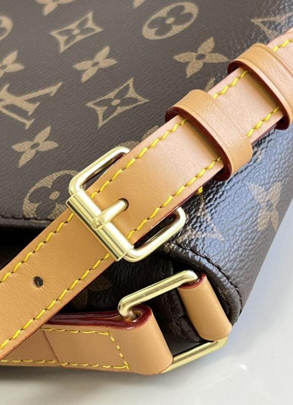 SAMC - LOV Bags - 1582