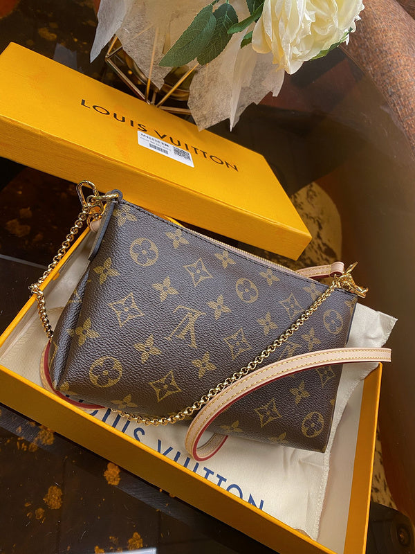 LOV2 Bags - Luxurious Bags  1042