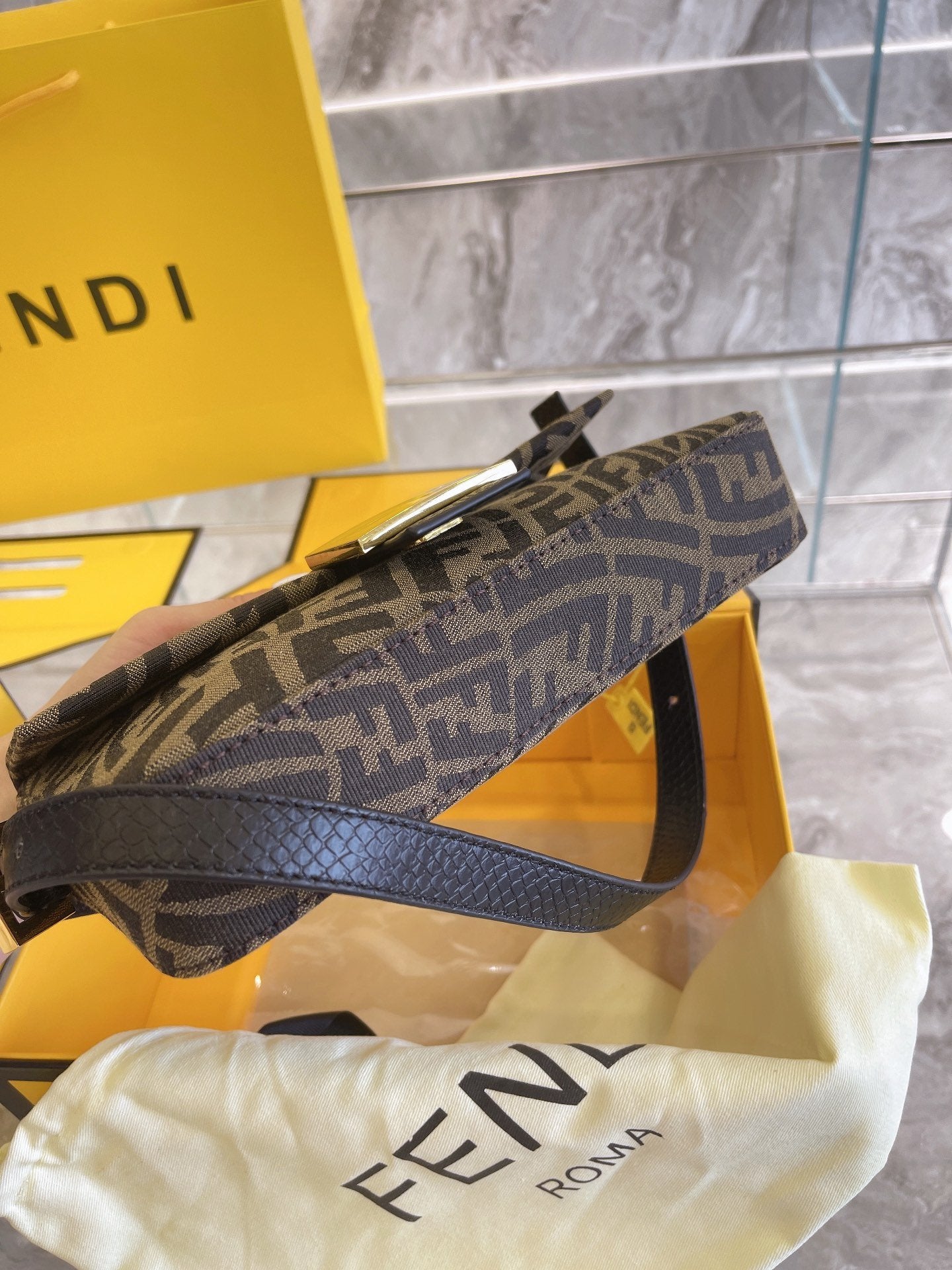 EN - New Arrival Bags FEI 210