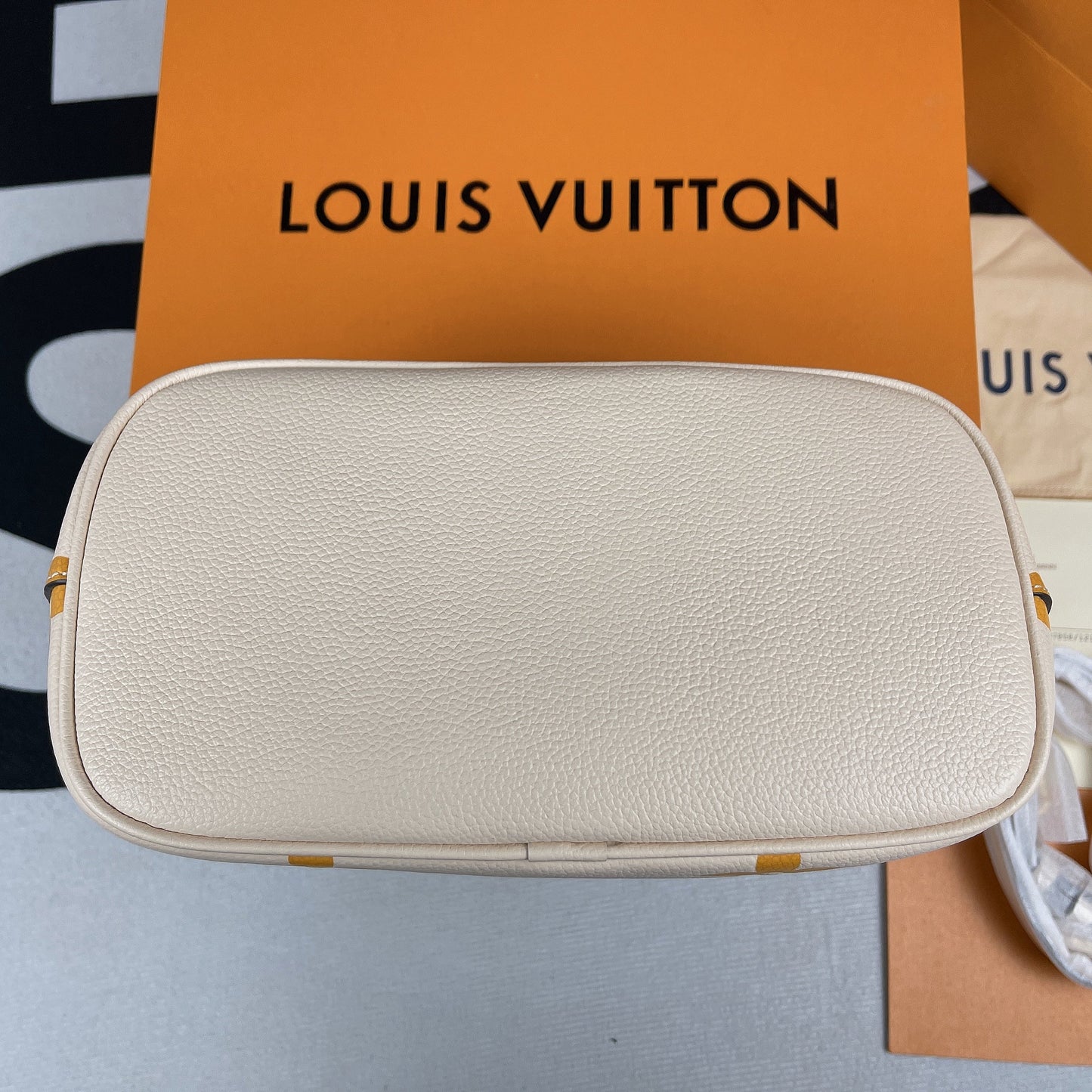 LV Neverfull MM Monogram Canvas Beige For Women,  Shoulder and Crossbody Bags 9.4in/24cm LVÃ‚Â 