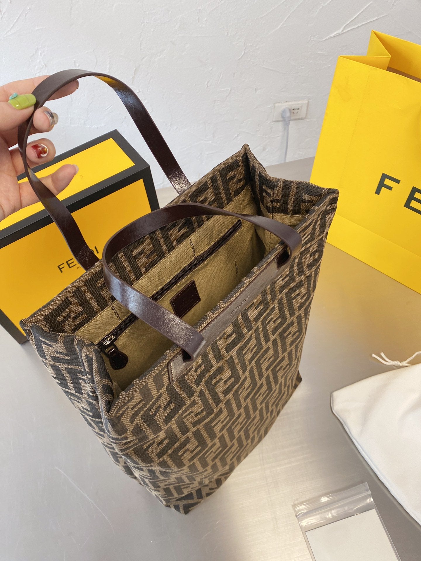 EN - NEW Arrival Bags FEI 142