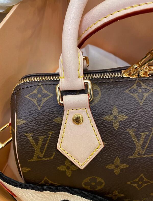 SAMC - LOV Bags - 1592