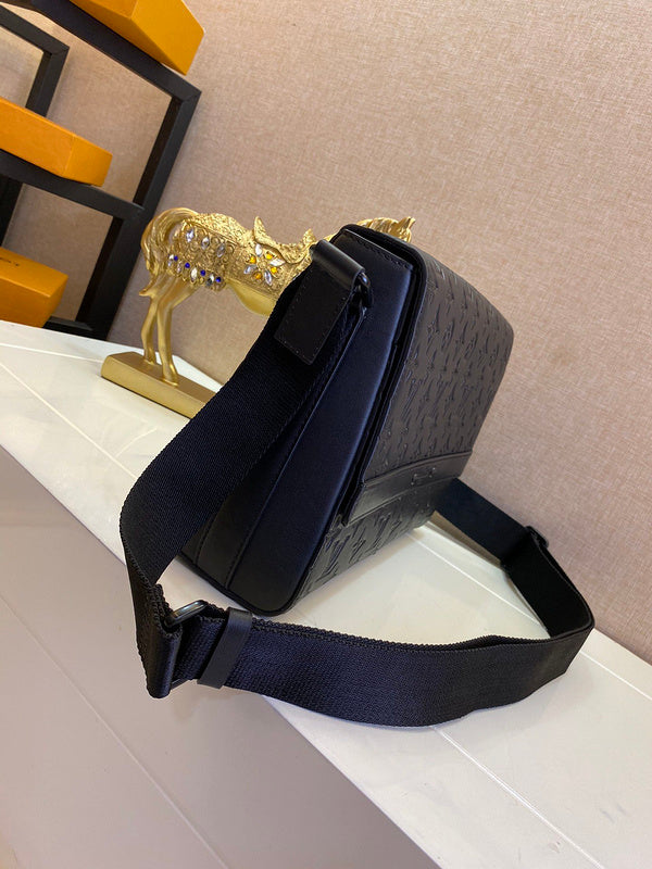 LOV2 Bags - Luxurious Bags  1187