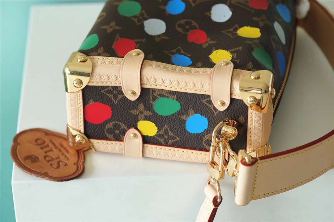 LV Side Trunk PMÃ‚Â Monogram Canvas For Women, WomenÃ¢â‚¬â„¢s Bags, Shoulder And Crossbody Bags 8.3in/21cm LV
