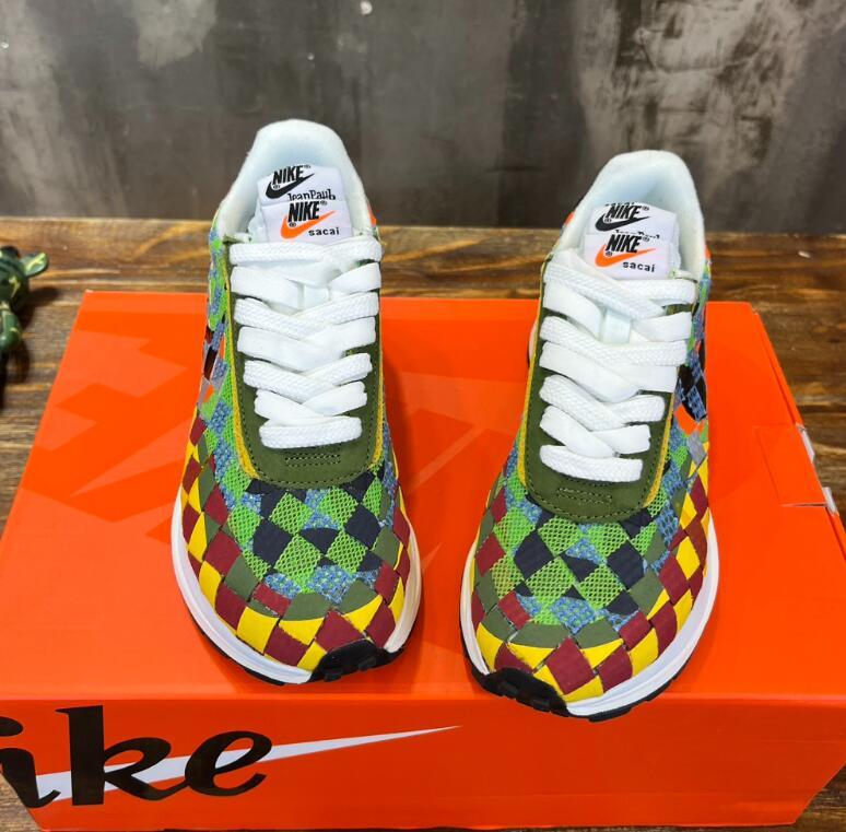 SAMC - NKE Shoes - 375