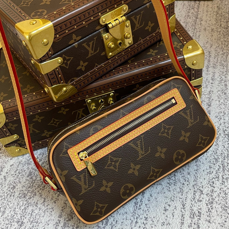 LOV2 Bags - Luxurious Bags  1463