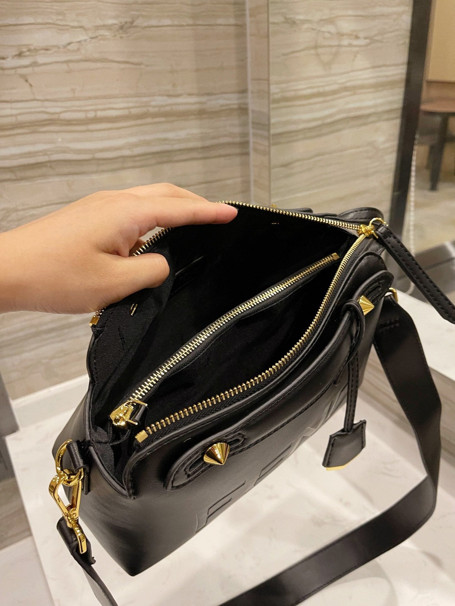 EN - New Arrival Bags FEI 215