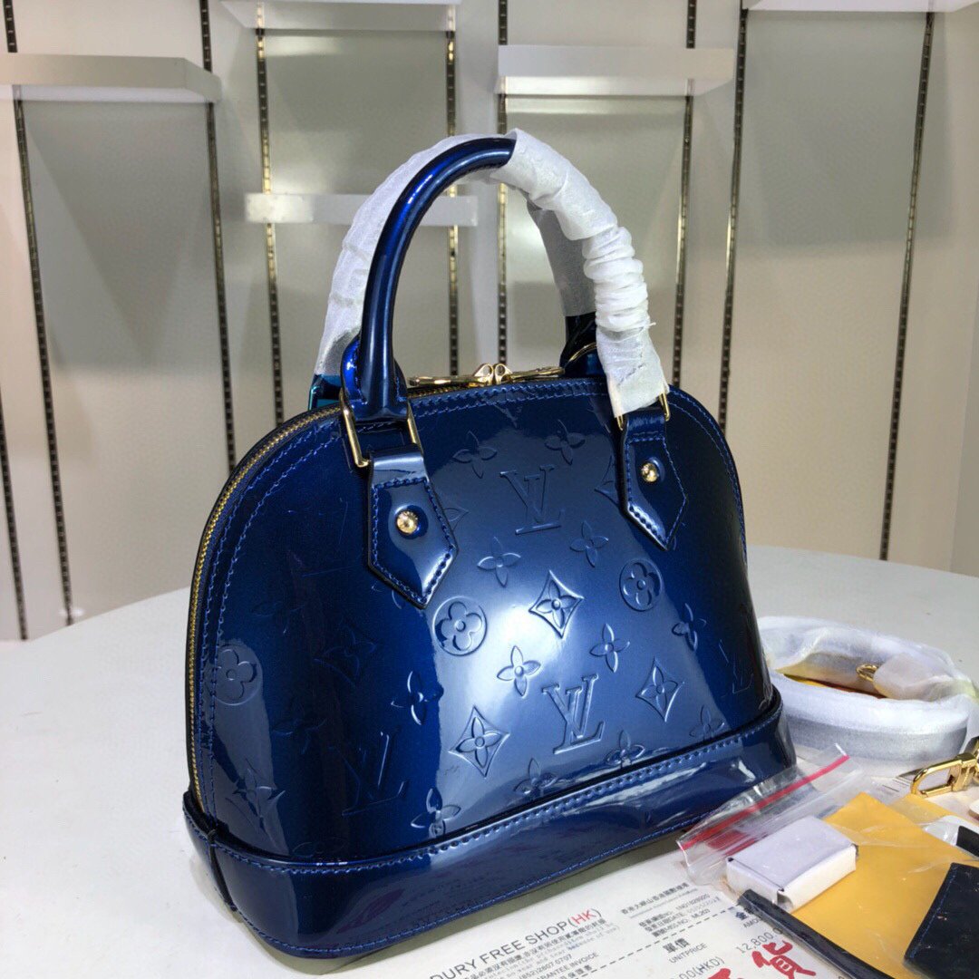 EN - New Arrival Bags LUV 058