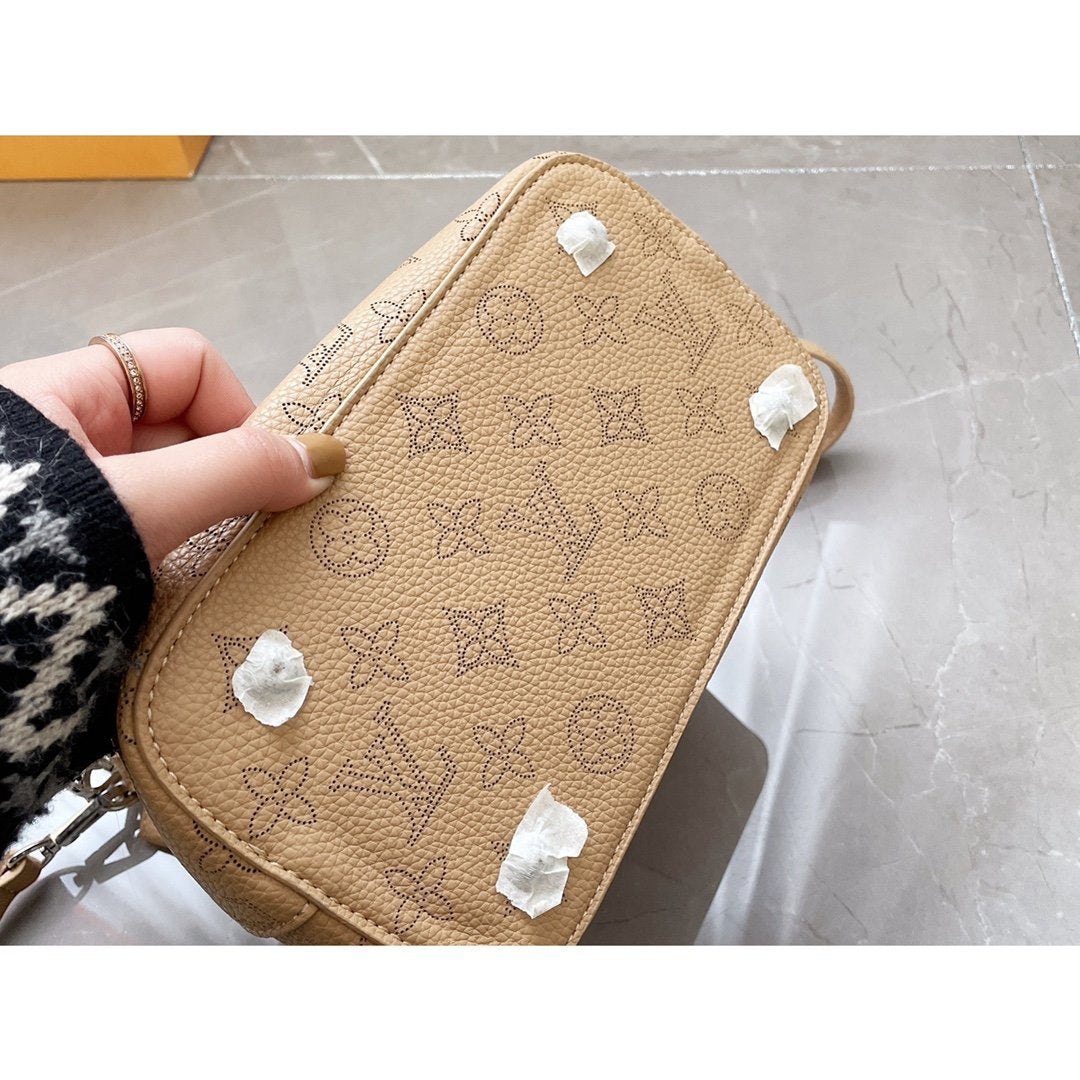 EN - New Arrival Bags LUV 069