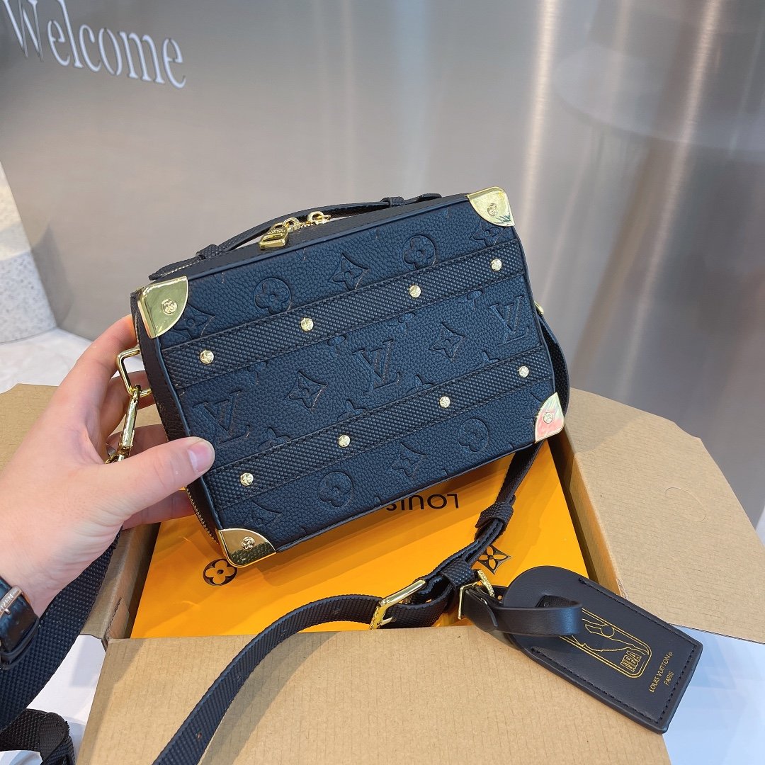 EN - New Arrival Bags LUV 497