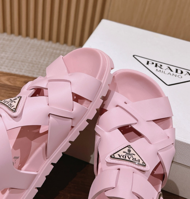 GlamyWomen Shoes - 057